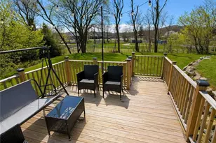 85 Pleasant St, Warwick, RI 02886 - Photo 11
