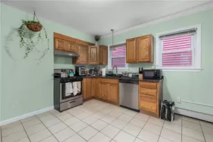 89 Knowles St, Providence, RI 02906 - Photo 15