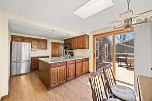 25 King Philip Ave, Barrington, RI 02806 - Photo 9