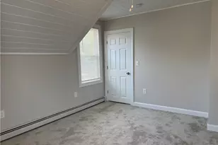 13 Ethel St, Blackstone, MA 01504 - Photo 9