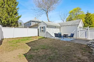 37 Kelley Ave, East Providence, RI 02916 - Photo 31