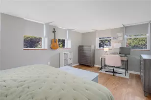 15 Curtis St, Cranston, RI 02920 - Photo 15