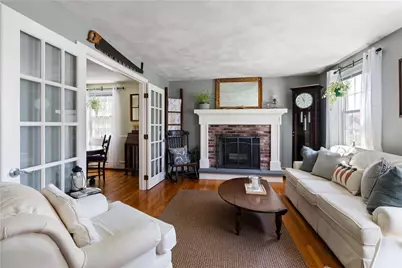 43 Academy Avenue, Bristol, RI 02809 - Photo 5