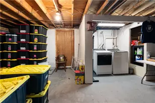 43 Academy Ave, Bristol, RI 02809 - Photo 29