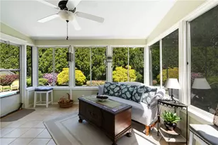 43 Academy Ave, Bristol, RI 02809 - Photo 17