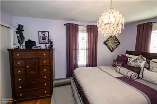 151 W Forest Ave, Pawtucket, RI 02860 - Photo 13