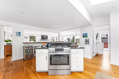 25 Appian Way, Barrington, RI 02806 - Photo 13