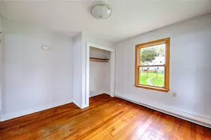 35 Hanson Rd, Barrington, RI 02806 - Photo 17
