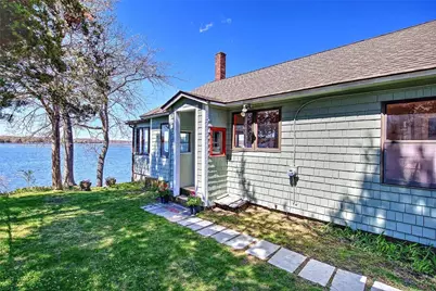 35 Hanson Road, Barrington, RI 02806 - Photo 1