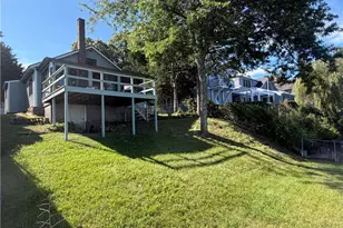 35 Hanson Rd, Barrington, RI 02806 - Photo 27