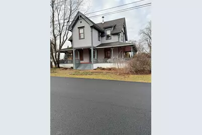 41 Lippitt Avenue, Warwick, RI 02889 - Photo 1