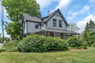 41 Lippitt Ave, Warwick, RI 02889 - Photo 3