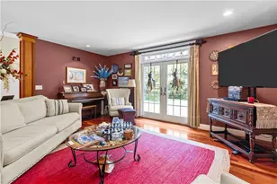 93 Kickemuit Ave, Bristol, RI 02809 - Photo 17