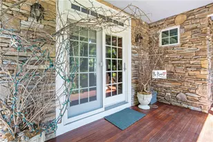 93 Kickemuit Ave, Bristol, RI 02809 - Photo 9