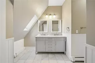 541 Bellevue Ave, Newport, RI 02840 - Photo 9