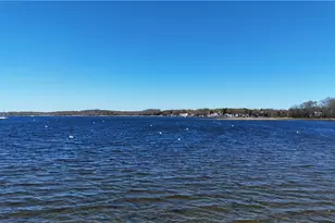 24 Harrison St, Bristol, RI 02809 - Photo 7