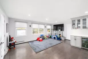 24 Breezy Knoll Rd, Smithfield, RI 02828 - Photo 17