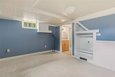 121 Prospect Street, Warwick, RI 02886 - Photo 25