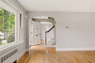 121 Prospect St, Warwick, RI 02886 - Photo 19