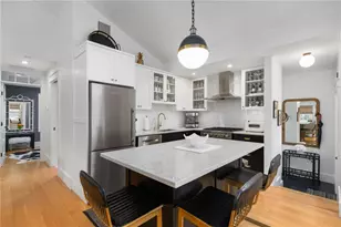 11 Eustis Ave, Newport, RI 02840 - Photo 7