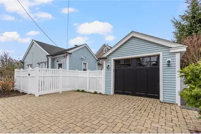 11 Eustis Avenue, Newport, RI 02840 - Photo 3
