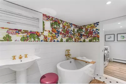 11 Eustis Avenue, Newport, RI 02840 - Photo 25