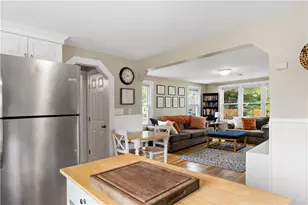 52 Merle St, Warwick, RI 02889 - Photo 11
