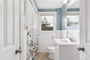 52 Merle St, Warwick, RI 02889 - Photo 17