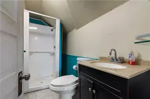 458 Park Ave, Portsmouth, RI 02871 - Photo 19