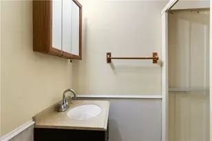 458 Park Ave, Portsmouth, RI 02871 - Photo 25