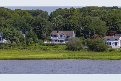 38 Pierce Avenue, Jamestown, RI 02835 - Photo 3