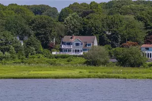 38 Pierce Ave, Jamestown, RI 02835 - Photo 3