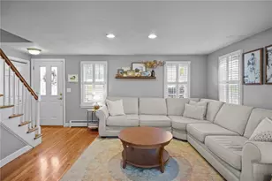 38 Angela Ave, Cranston, RI 02921 - Photo 17