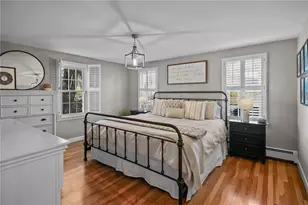 38 Angela Ave, Cranston, RI 02921 - Photo 3