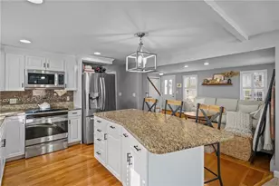 38 Angela Ave, Cranston, RI 02921 - Photo 25