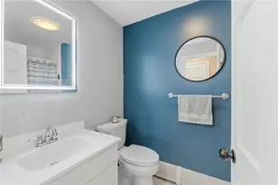91 Evergreen St, Providence, RI 02906 - Photo 25