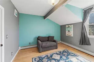 91 Evergreen St, Providence, RI 02906 - Photo 37