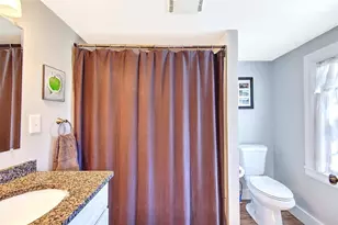 40 Northup St, Warwick, RI 02889 - Photo 17