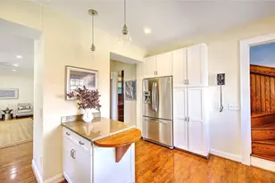 505 Lloyd Ave, Providence, RI 02906 - Photo 21