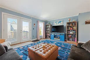 77 Penn St, Providence, RI 02909 - Photo 7