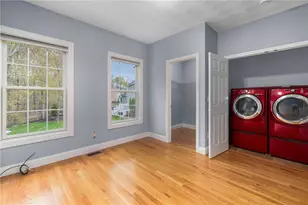 136 Rome Ct, Cranston, RI 02921 - Photo 33
