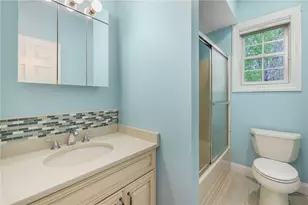 136 Rome Ct, Cranston, RI 02921 - Photo 35