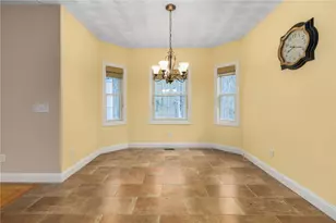 136 Rome Ct, Cranston, RI 02921 - Photo 17