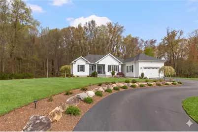 136 Rome Court, Cranston, RI 02921 - Photo 3