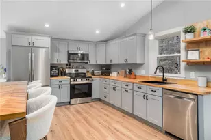 43 Weeks Hill Rd, Coventry, RI 02827 - Photo 11