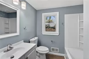 45 Winthrop Rd, Warwick, RI 02888 - Photo 13