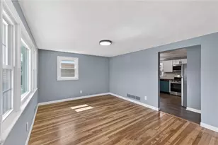 45 Winthrop Rd, Warwick, RI 02888 - Photo 11