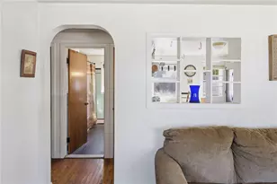 12 Hemlock Ave, Cranston, RI 02910 - Photo 5