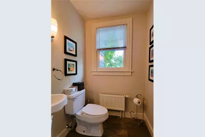 60 Prairie Avenue, Newport, RI 02840 - Photo 17