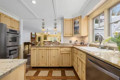 230 Kirby Avenue, Warwick, RI 02889 - Photo 11